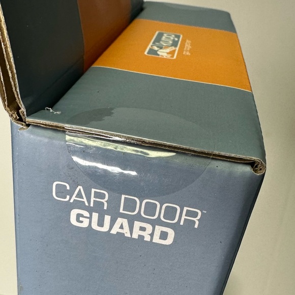 Kurgo Waterproof Universal Automobile Car Door Guard Brand New in Box. - Picture 5 of 8